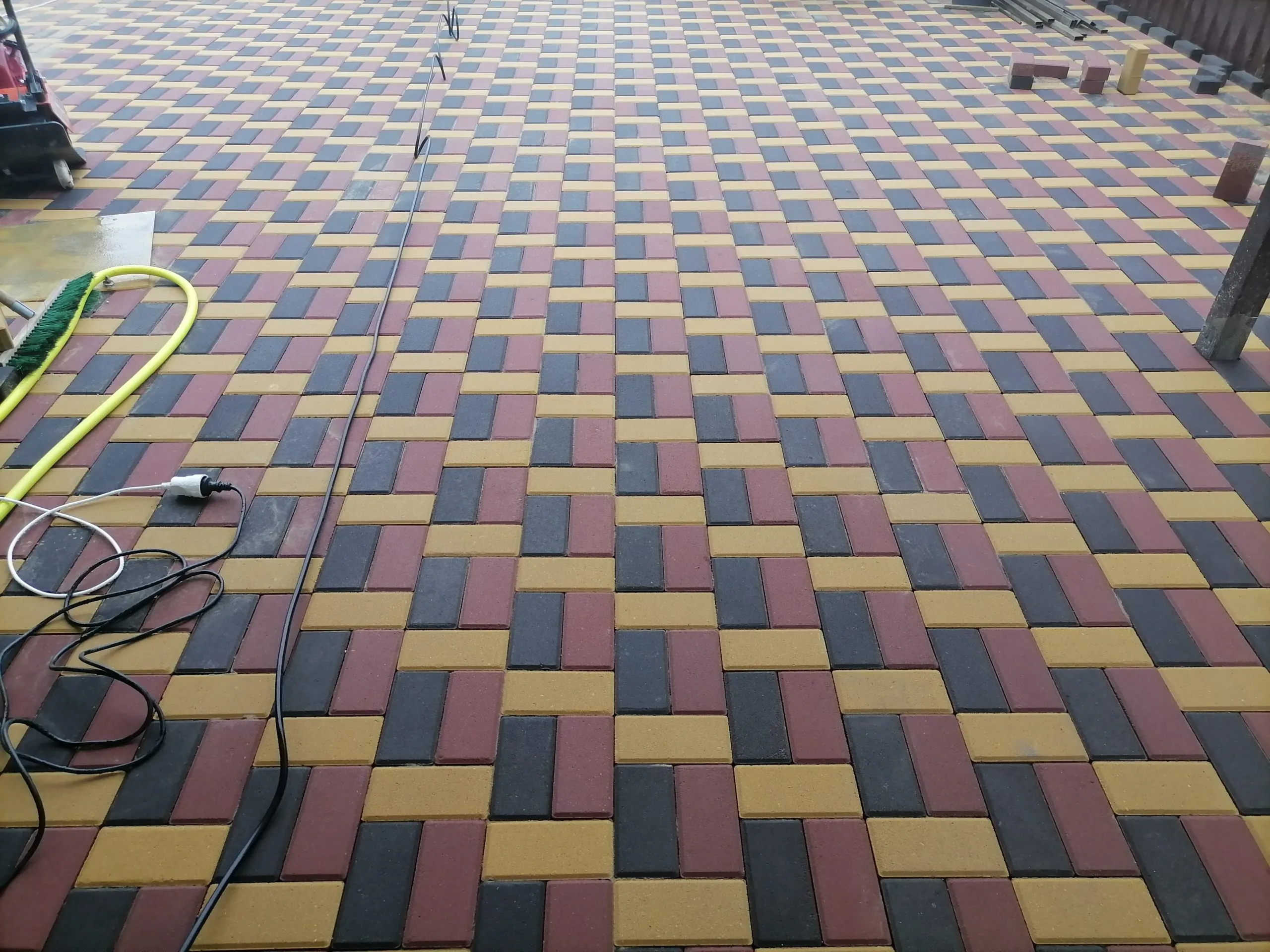 Укладка тротуарной плитки в Томске и Томской области